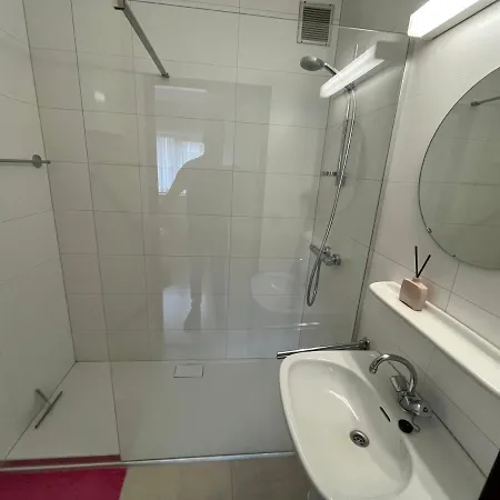 Frontaal Zeezicht In De Strandjutter Appartement