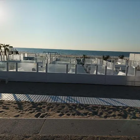 Frontaal Zeezicht In De Strandjutter Διαμέρισμα Οστένδη